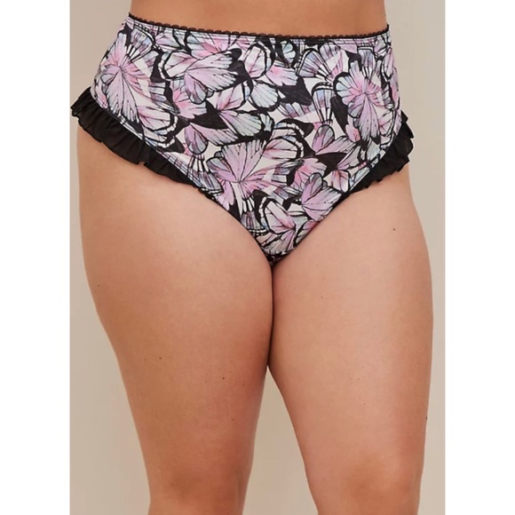 ๐ Satin Ruffle High Rise Thong Panty Set 3 3X 22 24 NWT Torrid New! - Picture 6 of 10